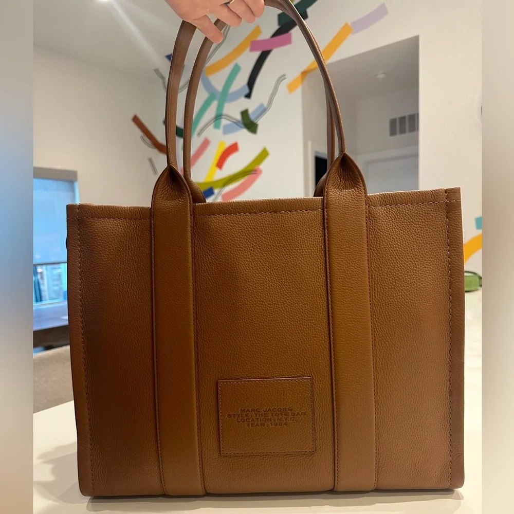 Marc Jacobs The Tote Bag Brown Leather Tote - Picture 7 of 10